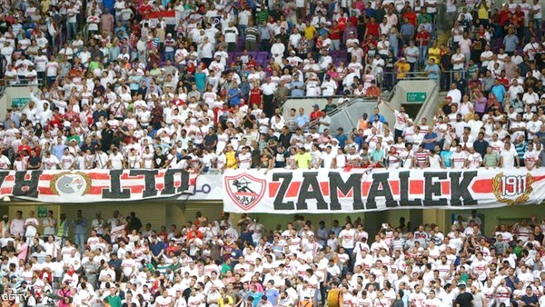 جماهير الزمالك تتوافد على فندق صن داونز بالإسكندرية جماهير الزمالك تتوافد على فندق صن داونز بالإسكندرية