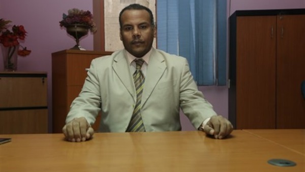 «الديب» يطالب بتعيين نائب لرئيس الوزراء للشئون الإقتصادية