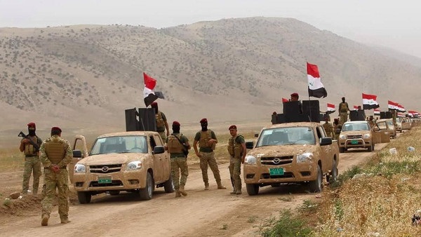 وزير الهجرة العراقي: أكبر موجة نزوح اليوم منذ بدء عمليات تحرير الموصل وزير الهجرة العراقي: أكبر موجة نزوح اليوم منذ بدء عمليات تحرير الموصل