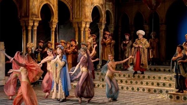 رحيل الباليرنيا نجمة فرقة الأوبرا الوطنية فى باريس ليفت– شوفيريه