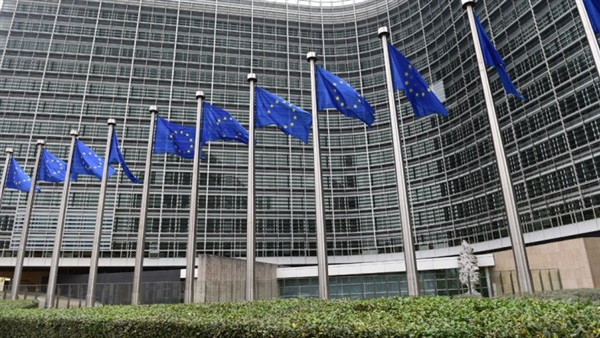 المفوضية الأوروبية توافق على تمديد المراقبة على الحدود 3 أشهر