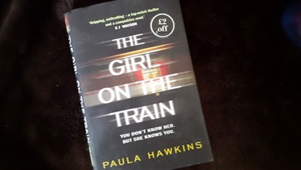  رواية «الفتاة في القطار» تحولت لظاهرة أدبية وسينيمائية