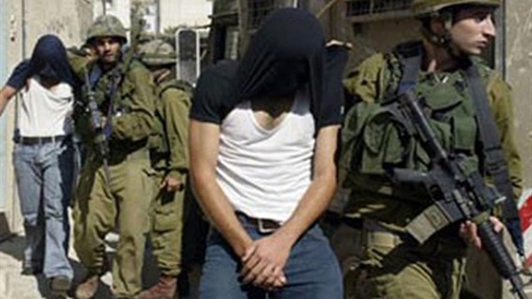 الاحتلال يعتقل 28 فلسطينيا من الضفة الغربية الاحتلال يعتقل 28 فلسطينيا من الضفة الغربية