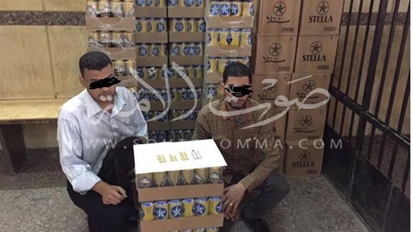 ضبط 1200 زجاجة بيرة بحوزة سمكري سيارات بأسيوط