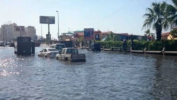 ارتفاع عدد ضحايا السيول في المحافظات إلى 18 قتيلا و65 مصابا