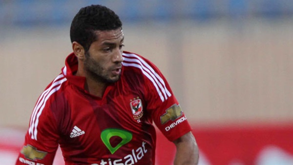 الأهلي يقترب من حل أزمة «عبد الفضيل»