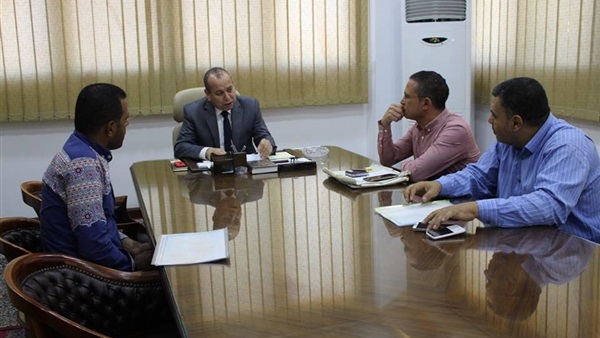 محافظ دمياط يلتقي ممثلي صناع الأثاث لمناقشة غلاء الأخشاب محافظ دمياط يلتقي ممثلي صناع الأثاث لمناقشة غلاء الأخشاب