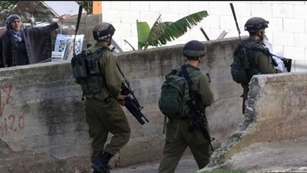 إسرائيل تقتحم مقبرة باب الرحمة في القدس إسرائيل تقتحم مقبرة باب الرحمة في القدس