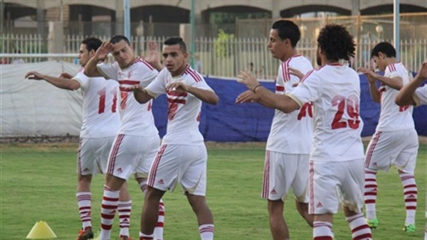 لاعبو الزمالك فى قائمة مباراة إنبى يؤدون تدريبات خفيفة لاعبو الزمالك فى قائمة مباراة إنبى يؤدون تدريبات خفيفة