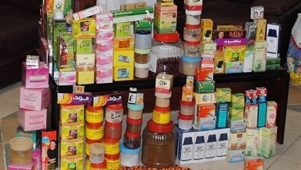 ضبط مكونات مستحضرات تجميل مجهولة المصدر بالإسكندرية ضبط مكونات مستحضرات تجميل مجهولة المصدر بالإسكندرية