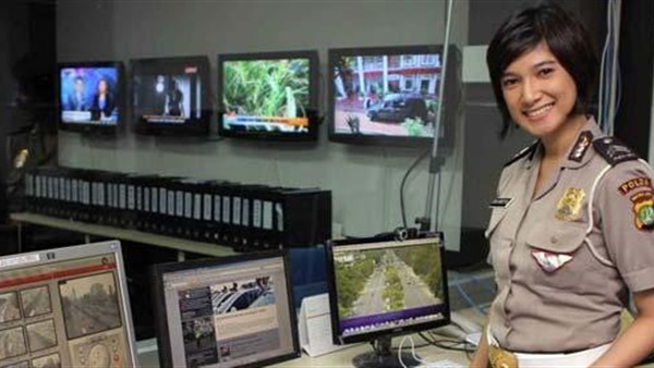 إندونيسيا ترصد مواقع إلكترونية تحرض على قتل الحاكم