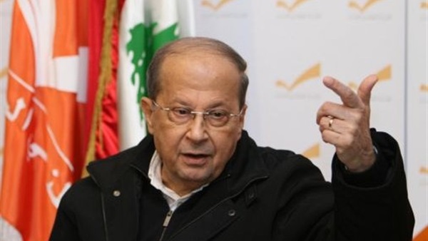 الرئيس اللبناني يكلف سعد الحريري تشكيل الحكومة الجديدة