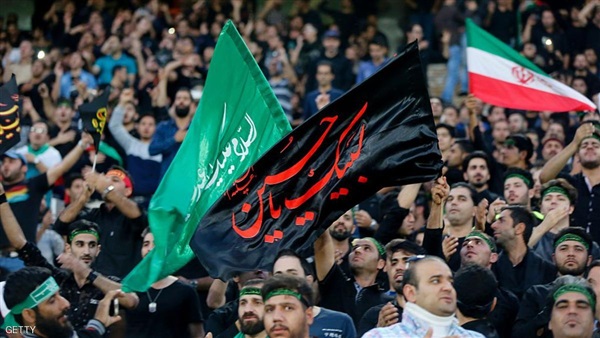 «فيفا» يفرض عقوبات على إيران بسبب شعارات طائفية