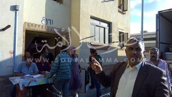 صور.. بدء تسليم وحدات سكنية لمتضرري الإزالة ببورسعيد