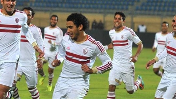 بالفيديو.. الزمالك يتفوق على المصري بهدف في الشوط الأول بالفيديو.. الزمالك يتفوق على المصري بهدف في الشوط الأول