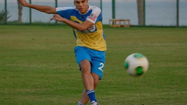 لاعب الإسماعيلي يجري أشعة على «ركبته» قبل لقاء المصري