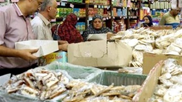 «مصانع الحلوي» تتعثر في الدقهلية.. وأصحابها يشتكون «التموين» .. 1274 محلا مهددة بالإغلاق.. و«احتياجات السكر» تصل لـ 200 طن «مصانع الحلوي» تتعثر في الدقهلية.. وأصحابها يشتكون «التموين» .. 1274 محلا مهددة بالإغلاق.. و«احتياجات السكر» تصل لـ 200 طن