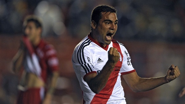 مارتينو يستدعي "جابرييل ميركادو" لقائمة الأرجنتين قبل مواجهه كولومبيا