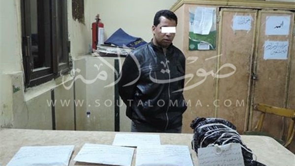 ضبط عاطل بحوزته 27 لفافة بانجو و9 قطع حشيش بـ"الباجور"