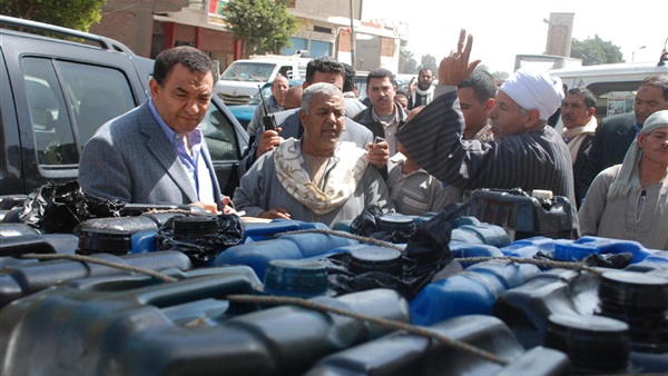 «التموين»: ضبط 56 ألف لتر بنزين وسولار قبل بيعهم بالسوق السوداء
