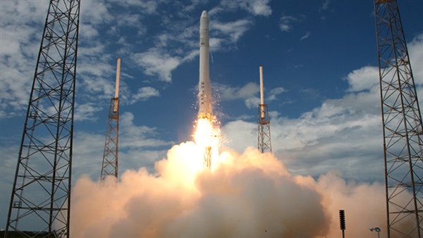ناسا: صواريخ «سبايس إكس» خطر على رواد الفضاء
