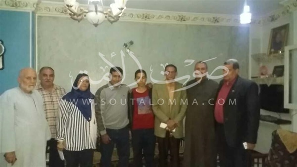 جلسة صلح بين ولي أمر طالب ومدير مدرسة بالقليوبية (صور) جلسة صلح بين ولي أمر طالب ومدير مدرسة بالقليوبية (صور)