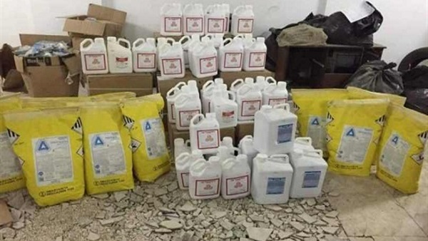 ضبط 200 عبوة مبيدات مغشوشة فى حملات أمنية بالفيوم