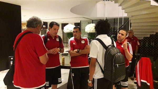 منتخب مصر يصل فندق الإقامة استعدادا لمواجهة غانا منتخب مصر يصل فندق الإقامة استعدادا لمواجهة غانا