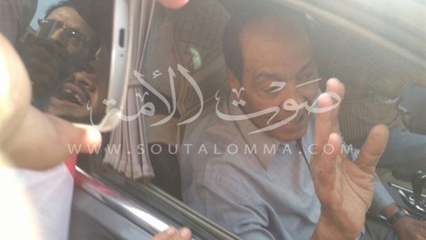 المشير «طنطاوي» يفاجئ المواطنين في التحرير (صور)