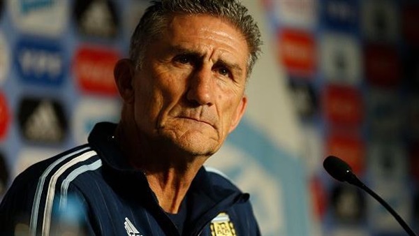مدرب الأرجنتين يلغى التدريبات بسبب تأخر طائرة العودة من البرازيل مدرب الأرجنتين يلغى التدريبات بسبب تأخر طائرة العودة من البرازيل