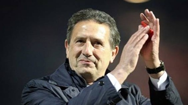 مدرب منتخب الجزائر يحذر لاعبيه من إيووبي وإيهيناتشو