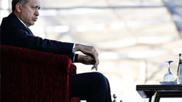 أردوغان بـ"سلطة مطلقة" في الدستور التركي المقترح (تقرير) أردوغان بـ"سلطة مطلقة" في الدستور التركي المقترح (تقرير)