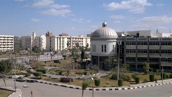 جامعة الفيوم تنظم رحلة مجانية للطلاب لحضور مباراة مصر وغانا