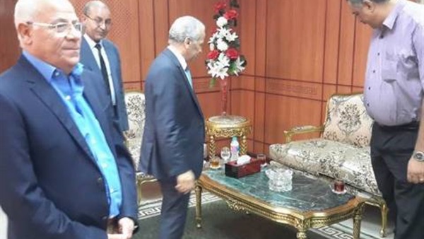 ننشر تفاصيل لقاء محافظ بورسعيد والسفير الفرنسى (صور) ننشر تفاصيل لقاء محافظ بورسعيد والسفير الفرنسى (صور)