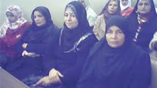 جلسات تثقيفية بـ«أرمنت المركزي» عن فيروس سي بالأقصر (صور)