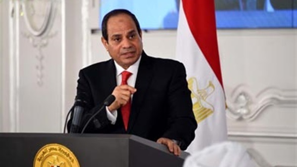 السيسى يعرب عن تقديره لجهود وزير المالية ومسئولي البنك المركزي السيسى يعرب عن تقديره لجهود وزير المالية ومسئولي البنك المركزي