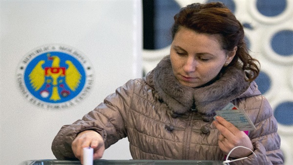 نتائج الانتخابات في مولدوفا تظهر تقدم سياسيين موالين لروسيا