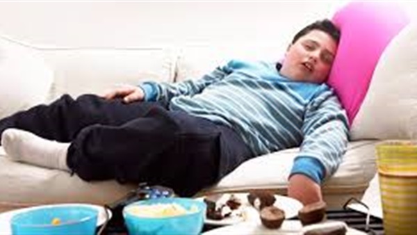 سلوك البالغين سبب سمنة الأطفال سلوك البالغين سبب سمنة الأطفال