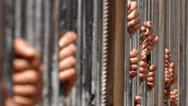 حبس «حدث» 4 أيام بتهمة إصابة طفلين بأعيرة نارية بإمبابة حبس «حدث» 4 أيام بتهمة إصابة طفلين بأعيرة نارية بإمبابة