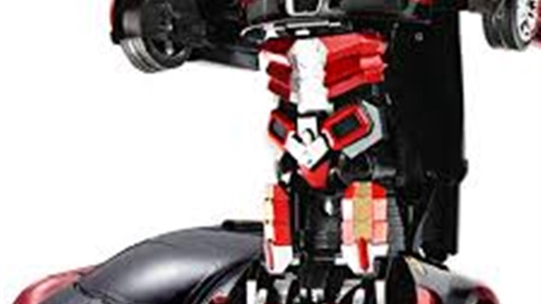 سيارة تتحول إلى «روبوت»