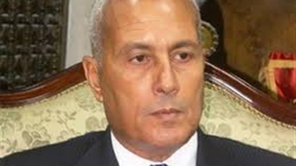 محافظ السويس يلغي المشروعات الخاسرة ويحاسب القائمين عليها محافظ السويس يلغي المشروعات الخاسرة ويحاسب القائمين عليها