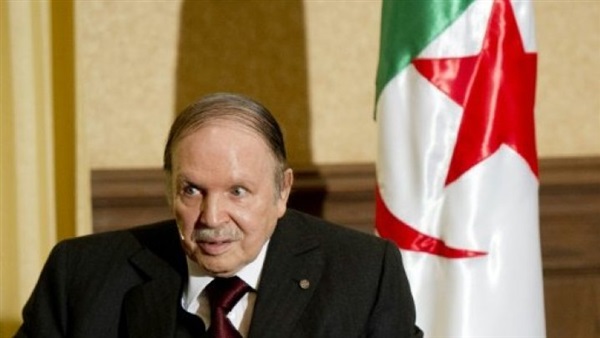 الرئيس الجزائري يؤكد دعم بلاده الثابت والدائم للشعب الفلسطيني الرئيس الجزائري يؤكد دعم بلاده الثابت والدائم للشعب الفلسطيني