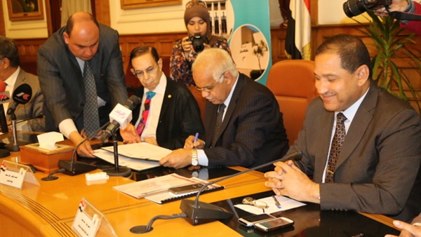 محافظة القاهرة توقع بروتوكول تعاون مع جمعية مصر الجديدة محافظة القاهرة توقع بروتوكول تعاون مع جمعية مصر الجديدة
