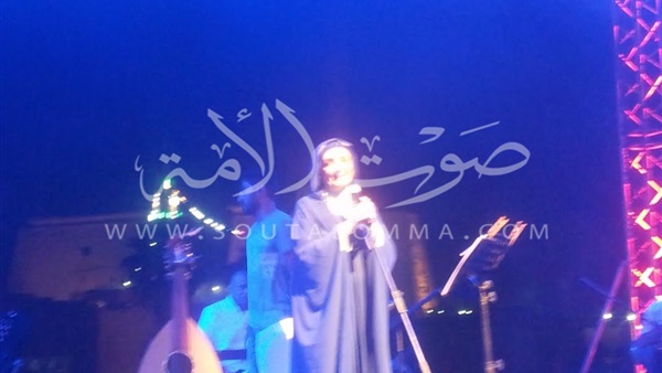 احتفالية غنائية لــ «عايدة الأيوبي» في الأسبوع الثقافي بالصعيد (صور)