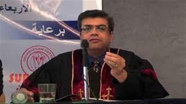 القس «فكري»: كورسات المشورة ليست إجبارية قبل الزواج