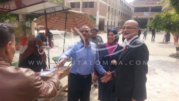 مدير إدارة بنها يتفقد استعدادات كنترول الشهادة الإعدادية (صور) مدير إدارة بنها يتفقد استعدادات كنترول الشهادة الإعدادية (صور)