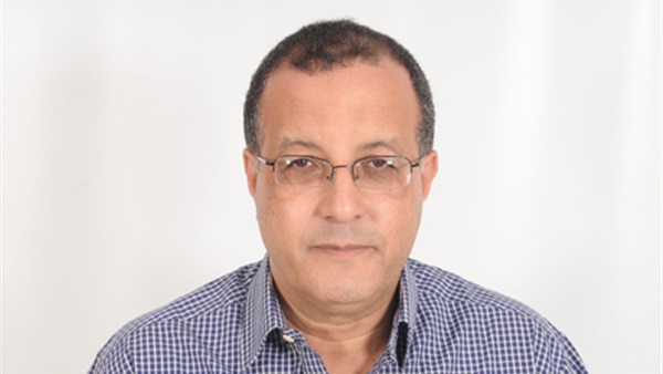 المغرب تفقد أحد رواد النقد والثقافة "مصطفى المسناوى" المغرب تفقد أحد رواد النقد والثقافة "مصطفى المسناوى"