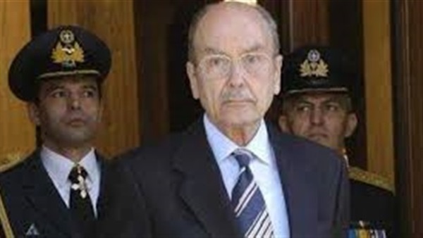 وفاة الرئيس اليوناني السابق ستيفانوبولوس عن عمر ناهز 90 عاما