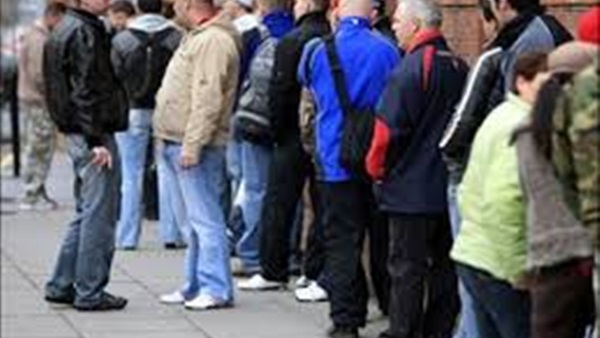 فرنسا: ارتفاع أعداد العاطلين إلى 2.8 مليون