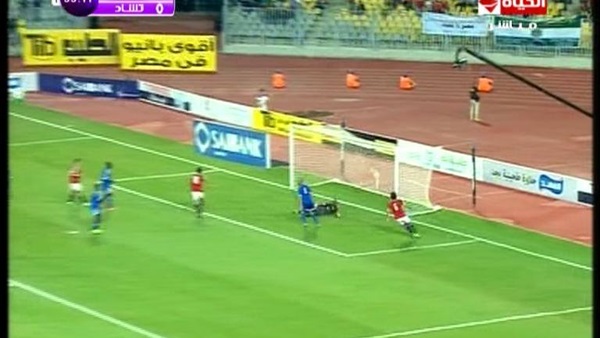 كوكا يحرز الهدف الثالث للمنتخب الوطني كوكا يحرز الهدف الثالث للمنتخب الوطني